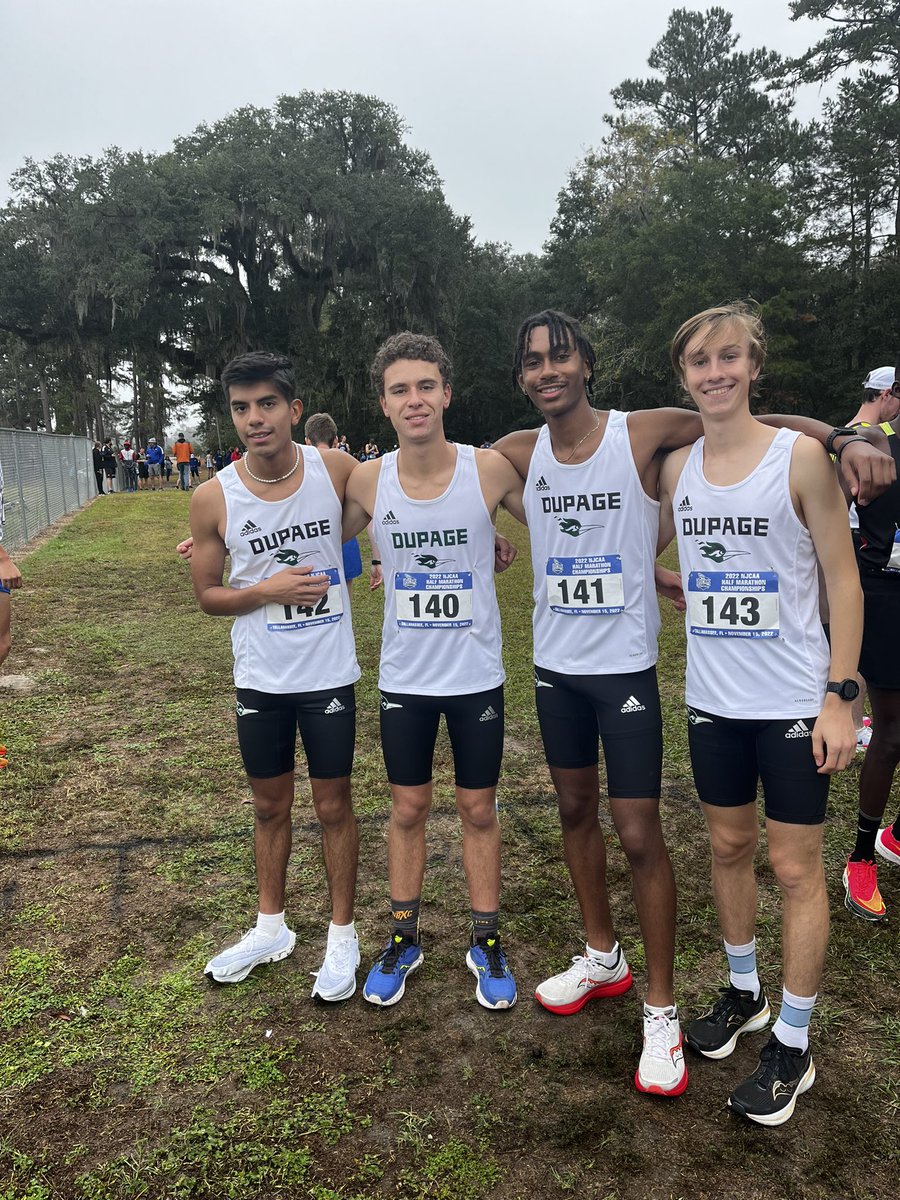 DupageXCTF's tweet photo. Proud is an understatement! 🙌 These 4 guys were the first EVER D3 to compete in the competitive NJCAA 1/2 Marathon National Championship! Not only did they did they all run their 13.1 debut, but they placed 6th out of 19 D1 and D2 teams!! #codxc⚪️🟢🕊 https://t.co/43a9qWSjGz
