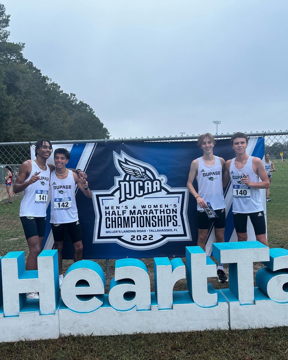 DupageXCTF's tweet photo. Proud is an understatement! 🙌 These 4 guys were the first EVER D3 to compete in the competitive NJCAA 1/2 Marathon National Championship! Not only did they did they all run their 13.1 debut, but they placed 6th out of 19 D1 and D2 teams!! #codxc⚪️🟢🕊 https://t.co/43a9qWSjGz