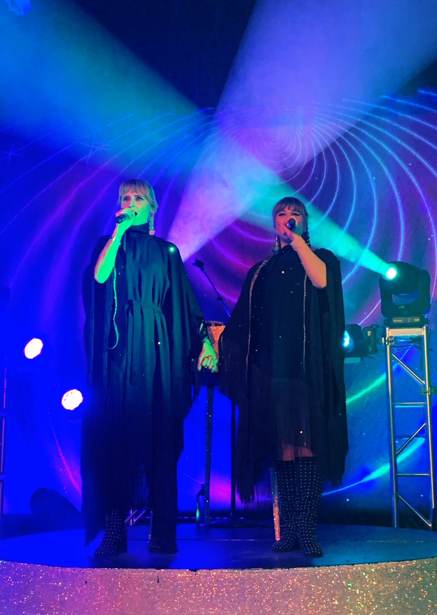 _tara__bee's tweet photo. Boise show!! #ilovelucius 🤗♥️ https://t.co/6y3Qfw4lNj