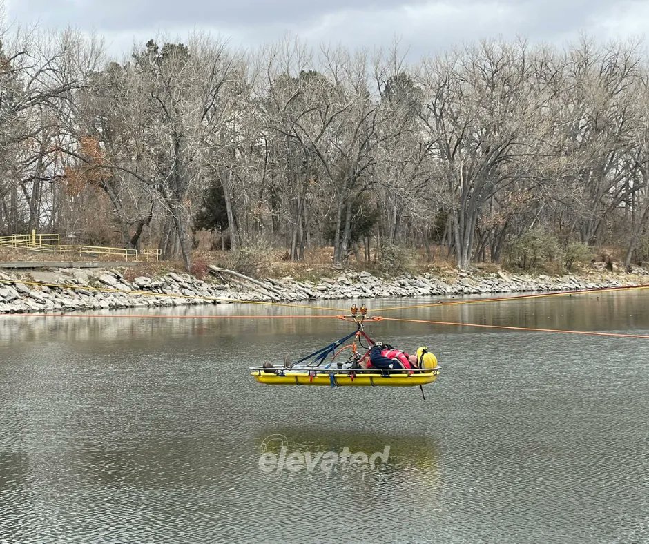 elevatedsafety's tweet photo. Being careful to create a good highline angle, and low haul forces, so nobody gets wet. 

Training session with the @NPPDnews, Sutherland team.

#highlines #highlinetraining #rescue #rescuetraining #highlineangle #ropeaccess #ropeaccesstraining https://t.co/SfFaITmH9a
