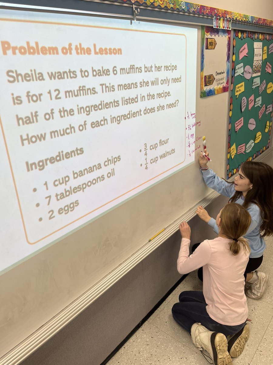 NicoleBoyle_'s tweet photo. Teamwork makes the dreamwork. Solving real world math problems collaboratively. https://t.co/WLOXvQCZ2W