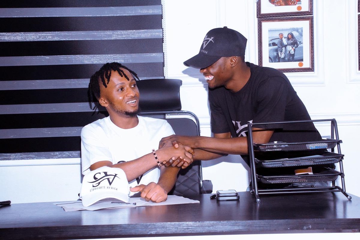 STARVIBESAFRICA's tweet photo. YES it’s officially 💃 #afrobeat next STAR ⭐️ @starvibesafrican 🎶 music record label 🎶 We bring two first artist IN 

congrats 🍾  @diazkidboy &amp; @daadiboy LETS SHOW THE WORLD 🌎 what you got 👏 🎵🎤

New music 🎶 announcing 🔜 STARVIBES ft.. both Artist https://t.co/zS7Cc1egRT