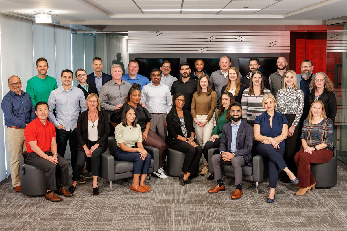 Veritiv's tweet photo. Our Fall 2022 Veritiv Leadership, Engagement and Advanced Development (LEAD) Program, in partnership with @TerryCollege, immerses leaders in Business Strategy, Operational and Service Excellence, Leadership Skills Development, and Applied Projects. #VeritivExperts #careergrowth https://t.co/ibFcat0BZL