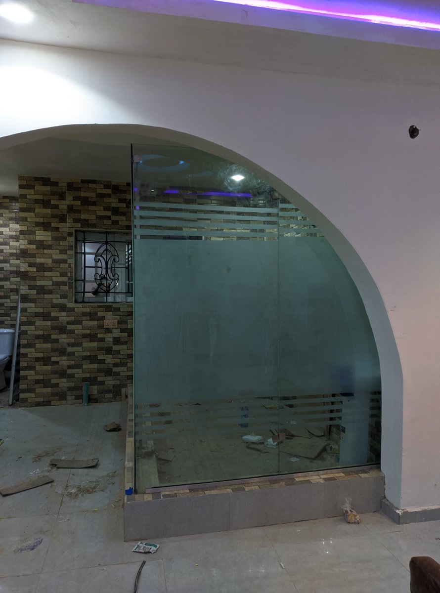 Octaugus's tweet photo. Frameless Glass Shower Cubicle
Design and Assemble with care to suit our Clients need. #interiordesign #bathroom #Framelessglass https://t.co/Z1fDueSPf4