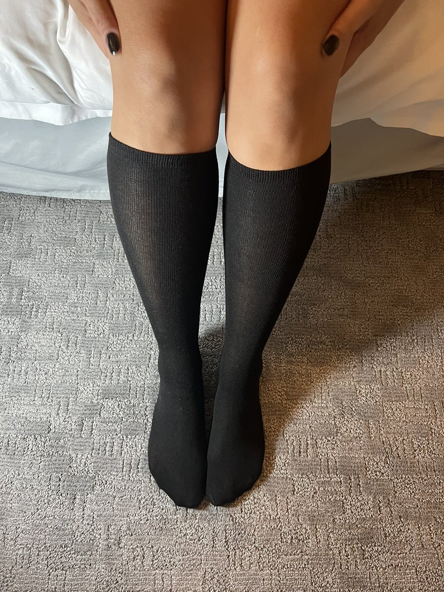 feetasm's tweet photo. Good morning. 🥰 #feet #feetfinder https://t.co/2AHbYtKU10