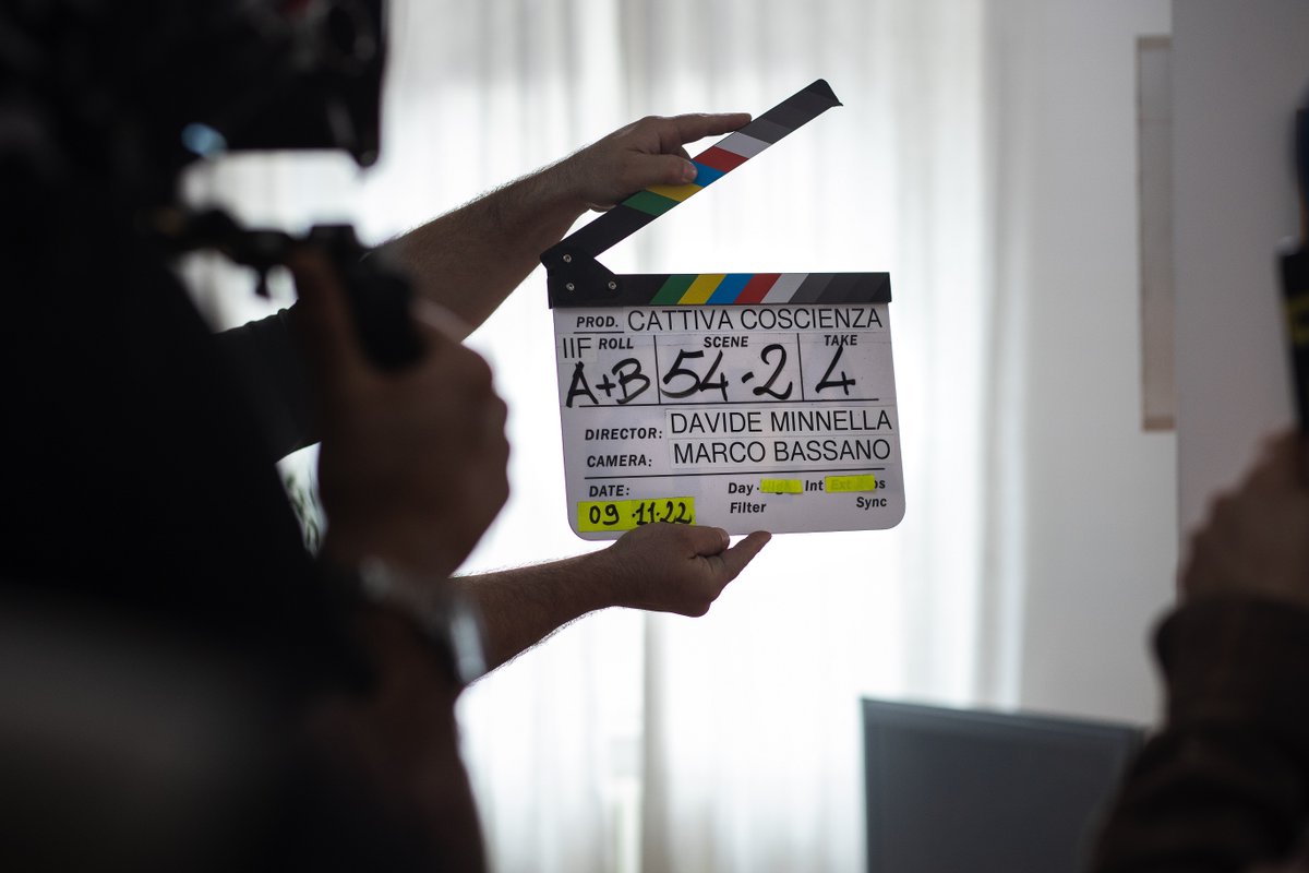 🎥Al via le riprese del film "#CattivaCoscienza", il secondo lungometraggio di <a href="/DavideMinnella/">Davide Minnella</a>. Il film è una produzione Italian International Film – #GruppoLucisano e <a href="/VisionDistrib/">Vision Distribution</a>.

#APA
@IIFtwitta 
👉bit.ly/cattiva-coscie…