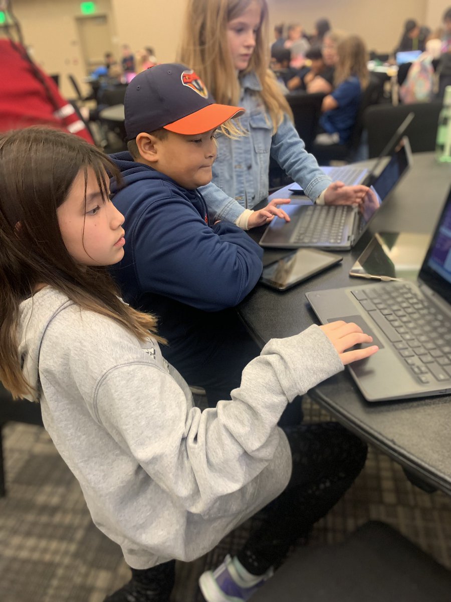 Fox Music tweet media