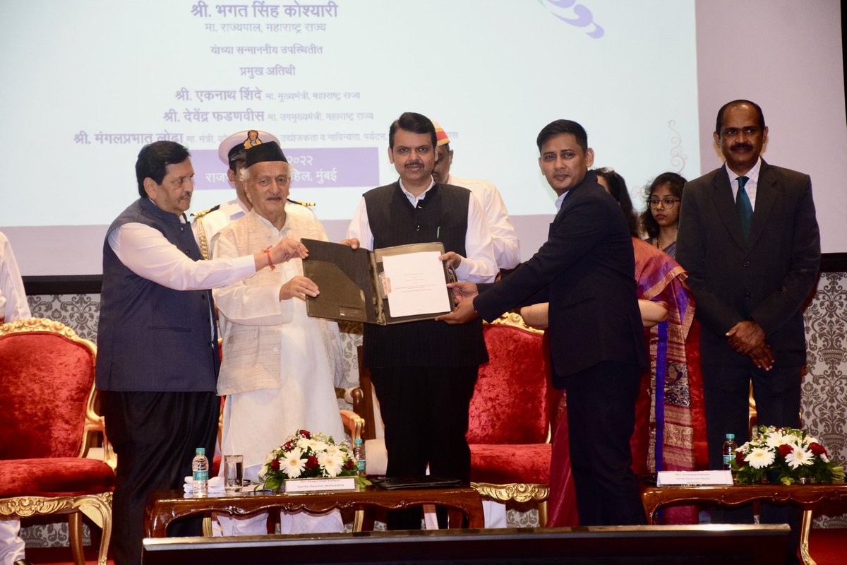 vikasaute's tweet photo. Today signed MoU with Govt. of Maharashtra for creating better employment and skilling opportunities in state.
#entrepreneurship #employment https://t.co/xyXb1VH59A
