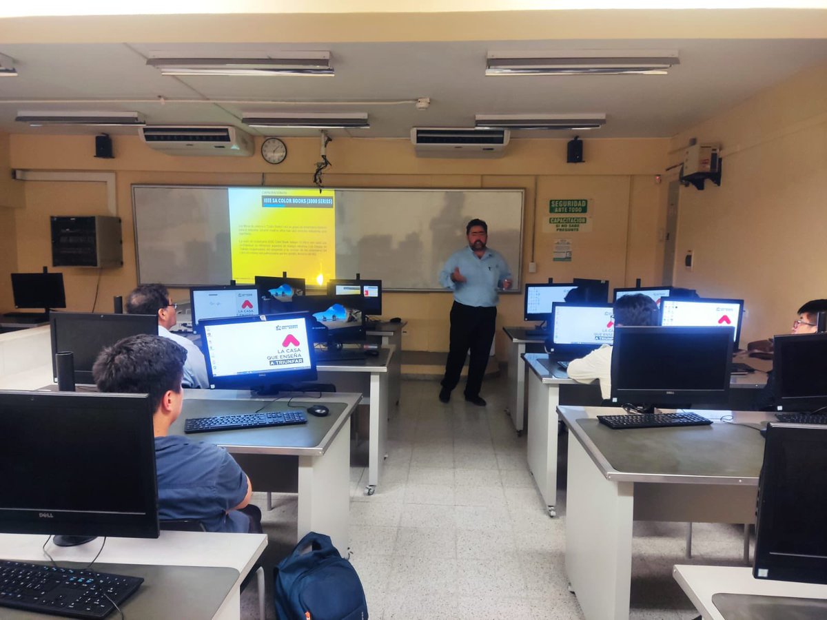 ieeeandeancounc's tweet photo. Continuamos con los tutoriales de la tarde con la participación del os capítulos CAS, IAS, EMBS en este primer día de Andescon 2022👨💻👨💻👩🔬👩🔬
#IEEE
#andescon2022 https://t.co/HJLIzBXYGw