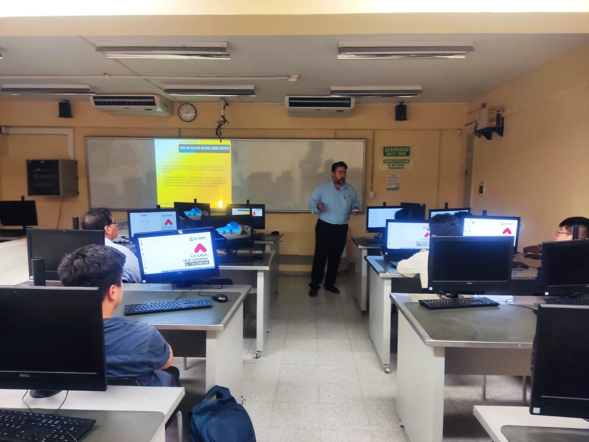 ieeeandeancounc's tweet photo. Continuamos con los tutoriales de la tarde con la participación del os capítulos CAS, IAS, EMBS en este primer día de Andescon 2022👨💻👨💻👩🔬👩🔬
#IEEE
#andescon2022 https://t.co/HJLIzBXYGw