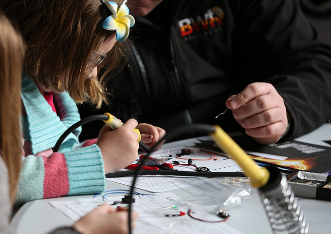 Aus_ScienceWeek's tweet photo. The grant round for #scienceweek 2023 is now open for applications. Grants of $2,000 - $20,000 are available to support events nation-wide. Applications close on 15 December. 

https://t.co/BRL3AFqyOH https://t.co/8Y9zArOmRs