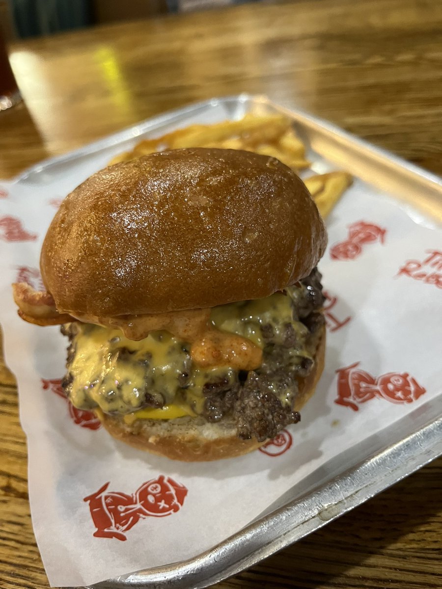 lloydlearning's tweet photo. Wonderful first visit to @tinyrebelbrewco - happy, relaxed chatty team members, lovely fresh beers &amp; beautiful food. Inviting warm vibe &amp; great tunes. Fab #cx #cs #tinyrebelbrewery #tinyrebel https://t.co/oBKCm73n5o