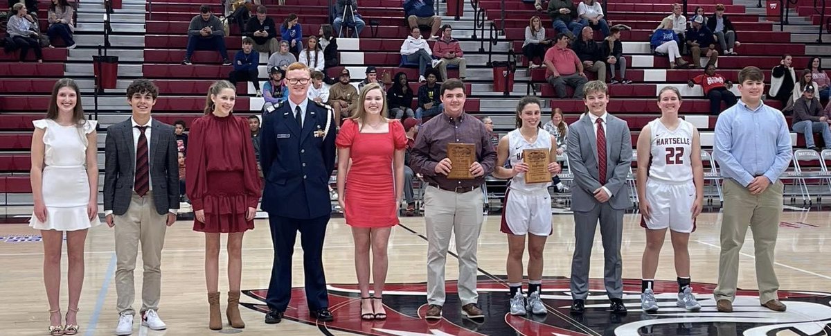 Congratulations to <a href="/ReidEllis2023/">Reid Ellis</a> for being nominated and Ryan Aymett for being selected as Mr. HHS. #OwnIt