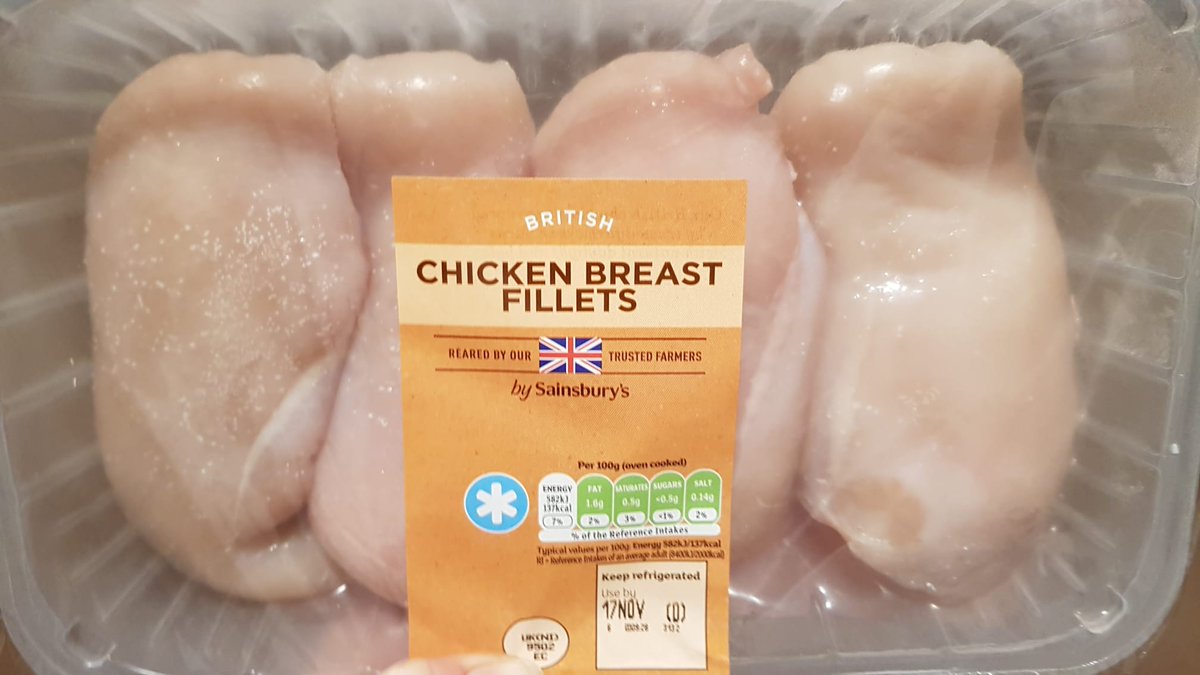 zichrini's tweet photo. Really @sainsburys? This is chicken bought a couple of days ago, stored in the fridge, and still within the 'use by' date and it's gone completely bad! This is a serious health risk! #sainsburys https://t.co/Bz5h90ilRx
