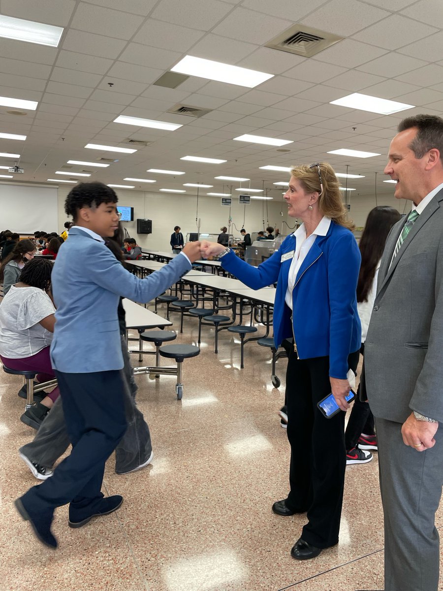 RMStitans's tweet photo. We had a great day welcoming Kim Wall, Director of Community Development at Georgia United Credit Union, as our Principal for a Day!    We showed Mrs. Wall what its like to be a member of the Titan Family! https://t.co/xJ8sF9ysOi