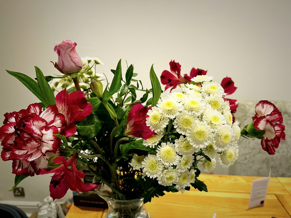 Thank you to my fab colleagues at <a href="/StAndrewsRCSec/">St Andrew's Secondary School</a> for the beautiful flowers 💐 #thankyou