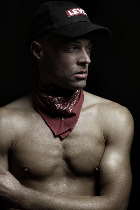 Photographer: https://t.co/MlE1X80yMa more on my https://t.co/U5gu8A6Kx5 https://t.co/XoRqNw9sqn<a href="/tag/art"class="tags"><span>#art</span></a><a href="/tag/portrait"class="tags"><span>#portrait</span></a><a href="/tag/blackandwhite"class="tags"><span>#blackandwhite</span></a><a href="/tag/male"class="tags"><span>#male</span></a><a href="/tag/modeling"class="tags"><span>#modeling</span></a>