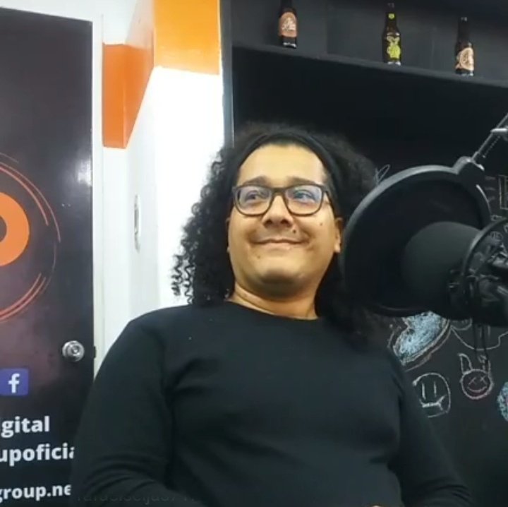 arinveshop's tweet photo. Daniel Rodríguez director de @arinveshop "La artesanía indígena de Arinve lleva implícita la espiritualidad, el canto y la bendición de sus creadores". Por Conexión Neutral #ARINVE con  @rafaelseijas71 

#JungleToHome 
#ARINVE 
#Caracas
#Venezuela https://t.co/5U7aEvrQFH