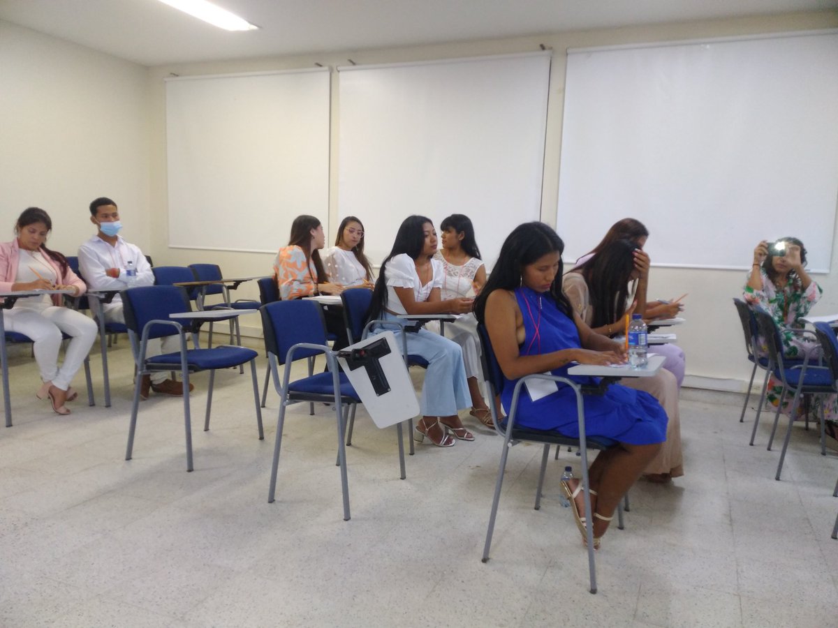CarmenDaniris's tweet photo. #Semillerotaller de la " escritura creativa y el arte como elementos  dinamizadores del proceso creativo .
#educacióninfaltil 
@jaroldiazc https://t.co/huGx0o5lyf