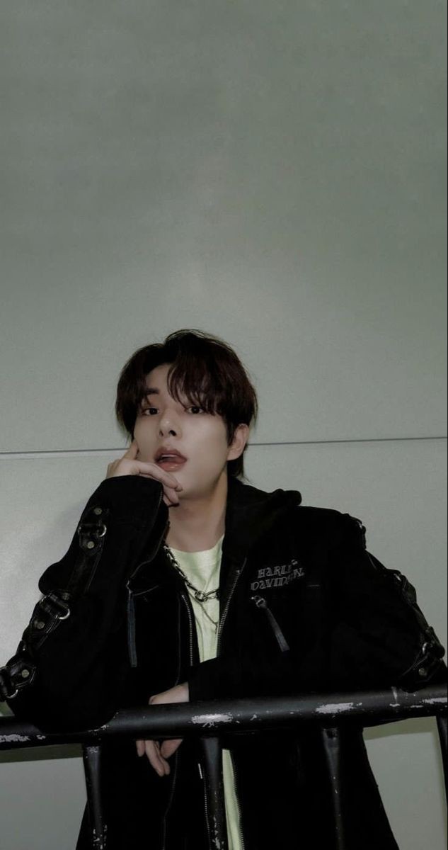 irrevxcxble's tweet photo. 𝙸'𝚖 𝚛𝚎𝚊𝚕𝚕𝚢 𝚗𝚘𝚝 𝚊 𝚋𝚊𝚍 𝚐𝚞𝚢. 
𝚂𝚝𝚎𝚙 𝚒𝚗𝚝𝚘 𝚝𝚑𝚎 𝚐𝚘𝚘𝚍 𝚕𝚒𝚐𝚑𝚝. 
𝚂𝚊𝚢 𝚊 𝚕𝚒𝚝𝚝𝚕𝚎 𝚙𝚛𝚊𝚢𝚎𝚛 𝚏𝚘𝚛 𝚢𝚘𝚞. https://t.co/1q2pJfN3pI