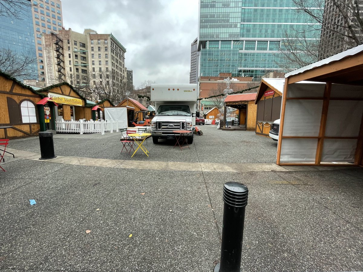 NicoleFordTV's tweet photo. Do you feel safe coming Downtown?

It’s a big question from residents leading up to Light Up Night this weekend.

What our city leaders have to say on @WPXI at 6pm. https://t.co/R0FjOQJbkD
