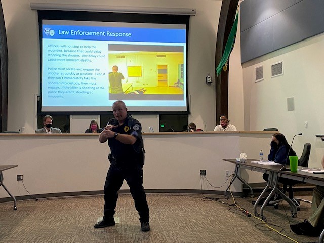 PullmanPolice tweet media