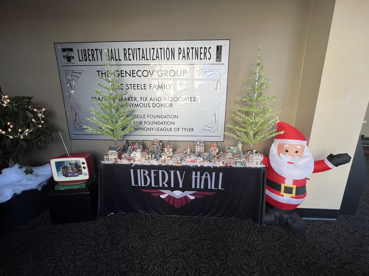 Liberty Hall is decked for the holidays! 🎄