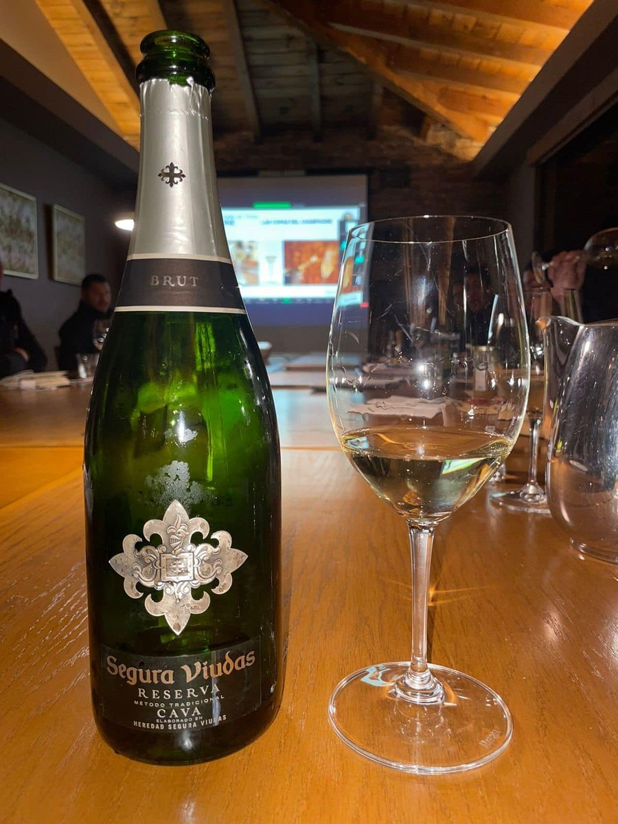 Diplomado en Vinos On Line tweet media