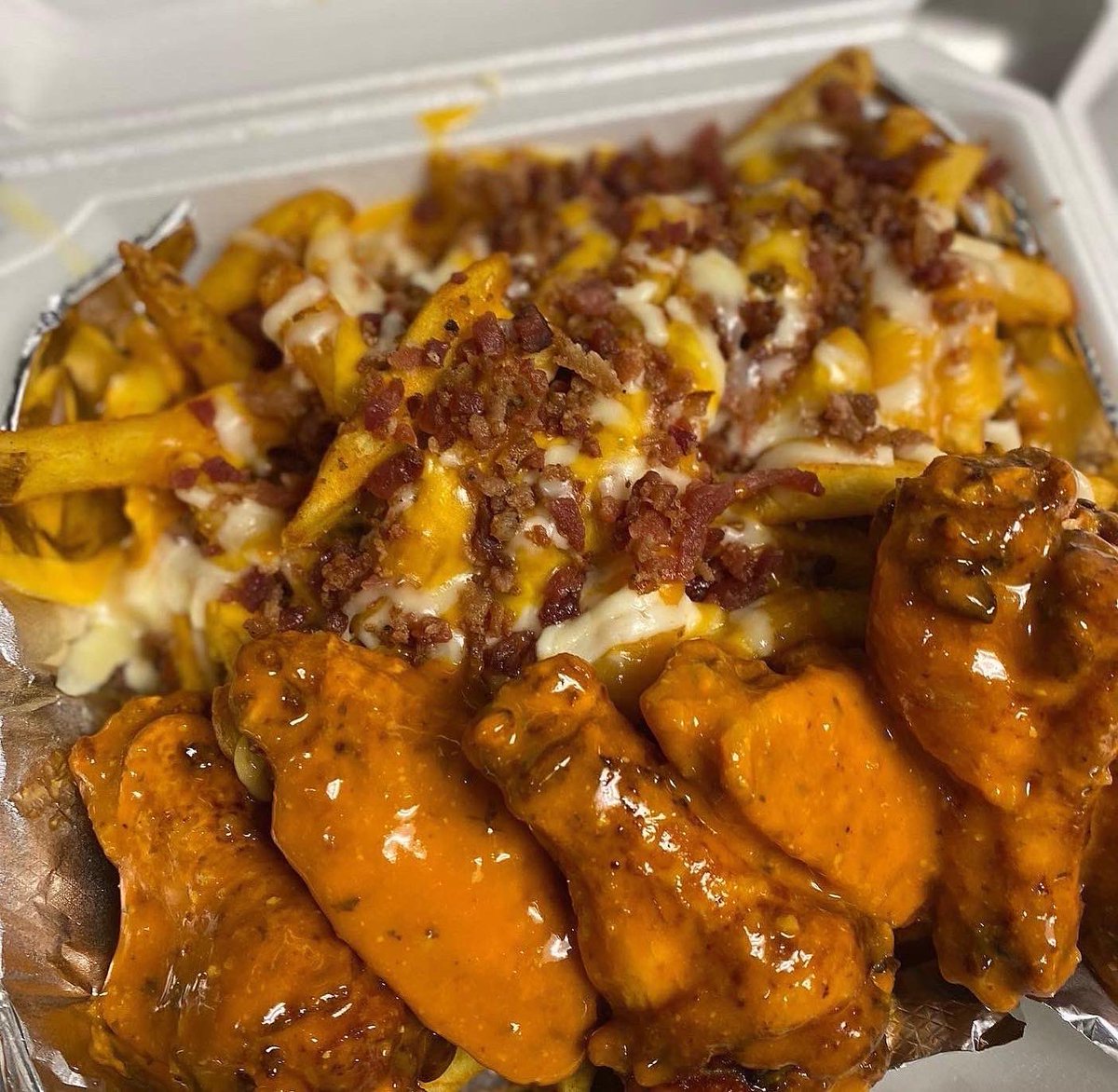 TriggaMeals's tweet photo. Tonight’s menu starting at 6:15!!! Please RT and share for your chance to win a FREE meal for yourself AND A FRIEND!!!
(Both must be following to win) https://t.co/8k2WvJmL7g