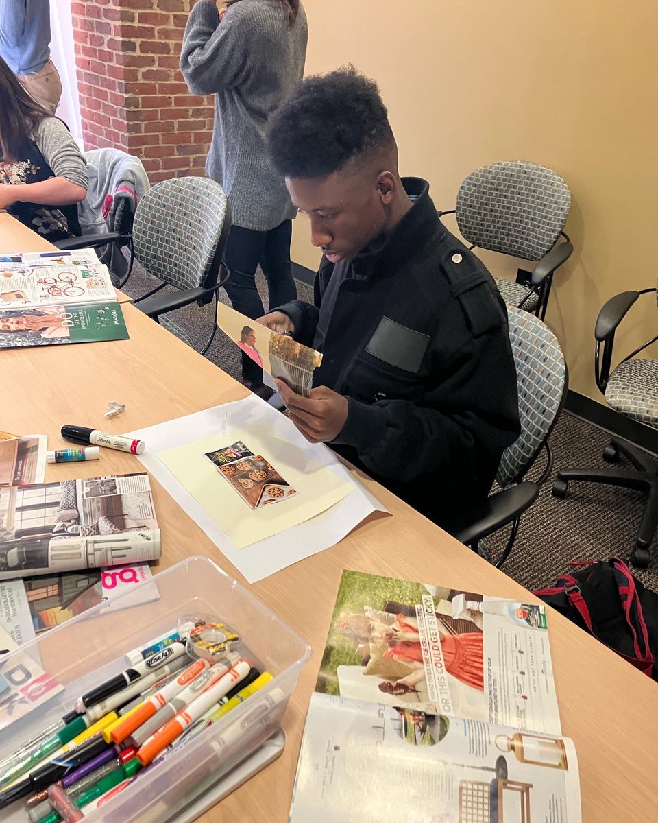 On Monday, the Class of 2026 visited the Career Center to make vision boards! It was such a fun workshop, and we are excited to see our students make their dreams a reality #workplacewednesday