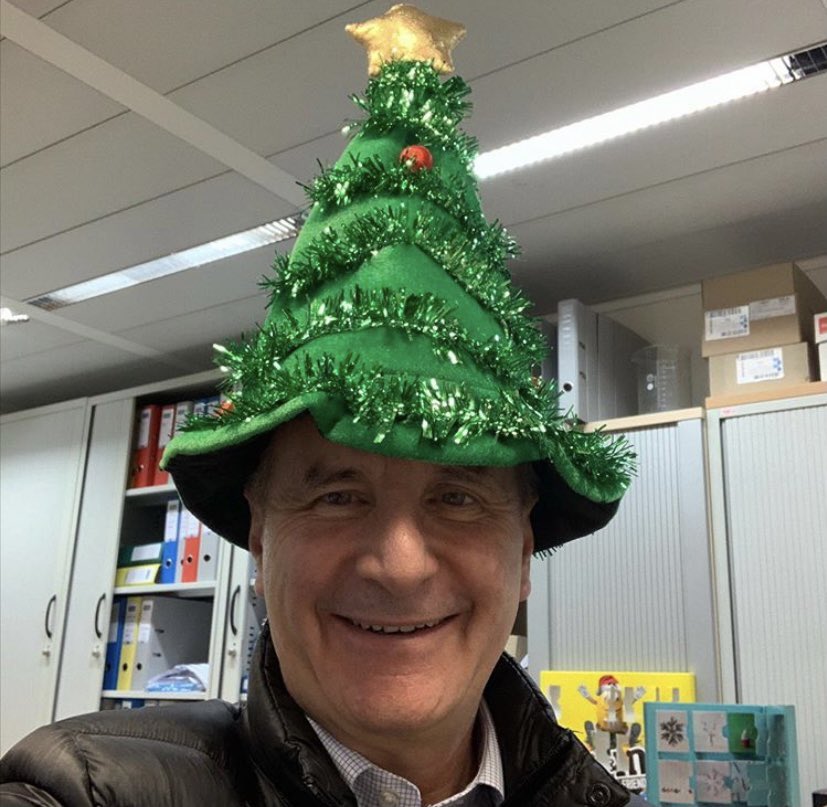 *Pega un rayito de sol en la tarde

Yo: