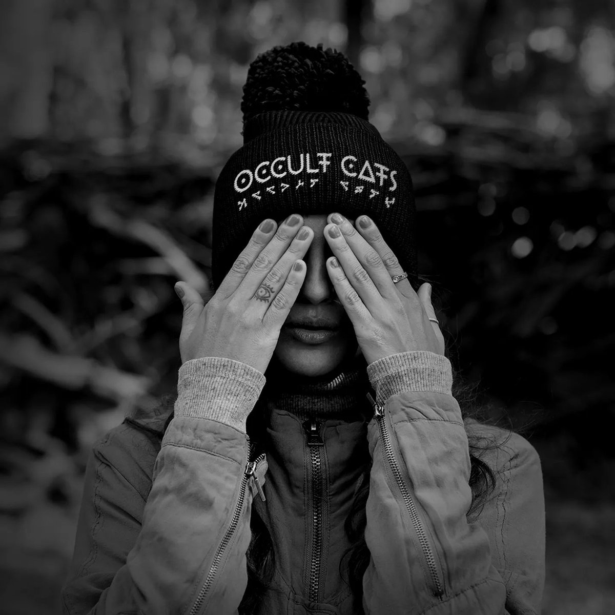 It's been getting cold and the holidays are coming up so its the prefect time to get a new beanie, and bonus your cat will love the pom-pom!

occultcats.com/product-page/o…