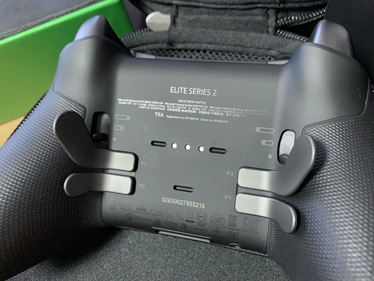 NikeFerrari_'s tweet image. Μου αρέσει που τα 4 puddles ταιριάζουν σε όλες τις θέσεις, οπότε τα τοποθετείς σε ότι διάταξη θες. Από 0 μέχρι και τα 4 εννοείται. #XboxEliteSeries2Controller #Xbox