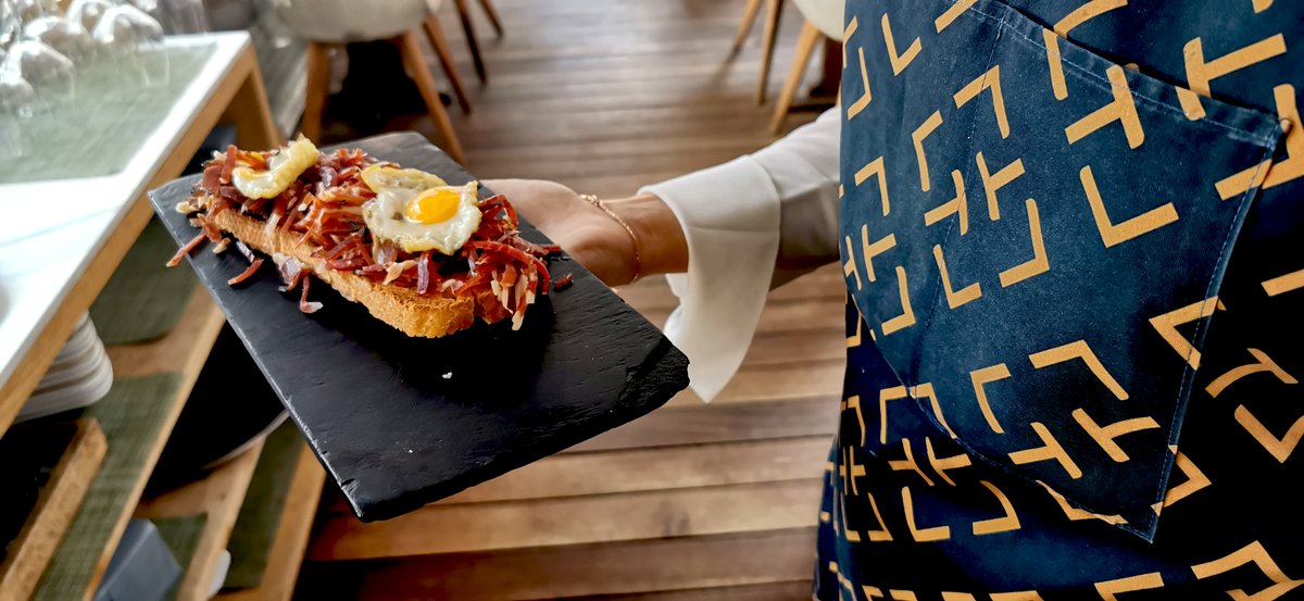 rest_lateral's tweet photo. #Pincho de Huevo de Codorniz con #JamónIbérico 🍳
🚫Solo apto para #LTLovers🚫 #FelizMartes https://t.co/DiFYFyVRvD