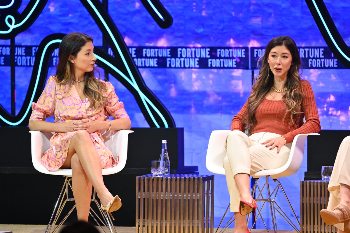 Fortune MPW (@fortunempw) on Twitter photo "We're building something really big," <a href="/DCohenShohet/">DanielleCohen-Shohet</a>, Founder and CEO of <a href="/glossgenius/">GlossGenius</a> says at #MPWNextGen.
"We're tackling a very big industry, made up of a lot of small businesses." "We're building something really big," <a href="/DCohenShohet/">DanielleCohen-Shohet</a>, Founder and CEO of <a href="/glossgenius/">GlossGenius</a> says at #MPWNextGen.
"We're tackling a very big industry, made up of a lot of small businesses."