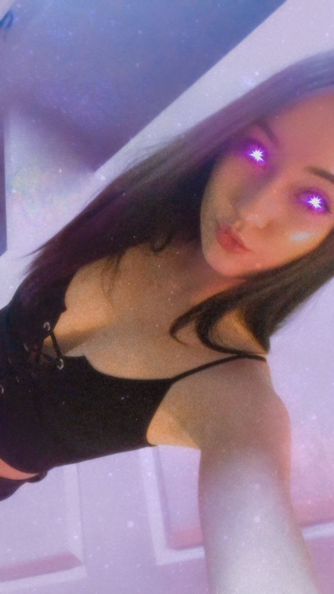 ChristineDeFi's tweet image. #NewProfilePic 😋💜🚀 
#BBTF #TheMirrorProtocol