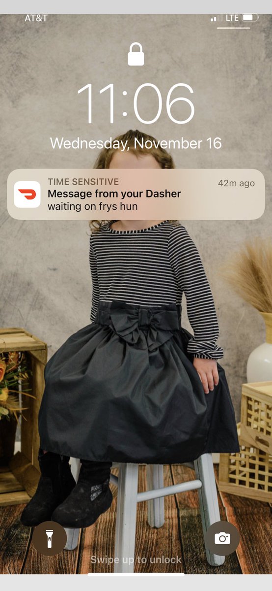 jenna_taber's tweet photo. I wish my door dasher who left me the message “waitin on frys hun” knew that she is the glue that held me together today🥹 #doordash https://t.co/ePSr7qGt2S