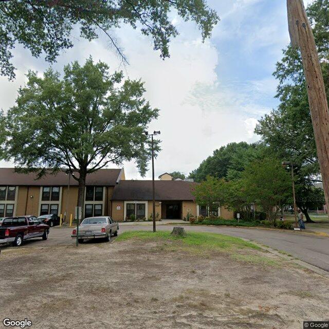700 S Lombardy St
Zone: R-48 Multi Family
2022 Assessed: $5,425,999
Image Date: 2019-07
apps.richmondgov.com/applications/P…