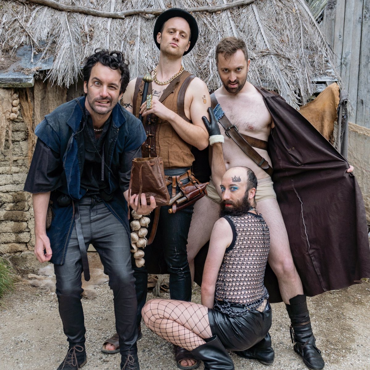 Viva La Dirt League tweet media