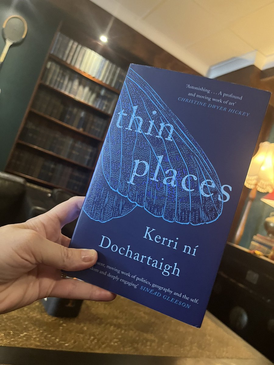 KateForsyth's tweet photo. Iβm reading this sad beautiful memoir at the moment. It explores the authorβs traumatic childhood growing up in Ireland during the troubles, but is also a meditation on memory, nature, language & spirituality. The writing is exquisite.
#memoir #naturewritingbywomen #wildwriting https://t.co/LEabUYKssR