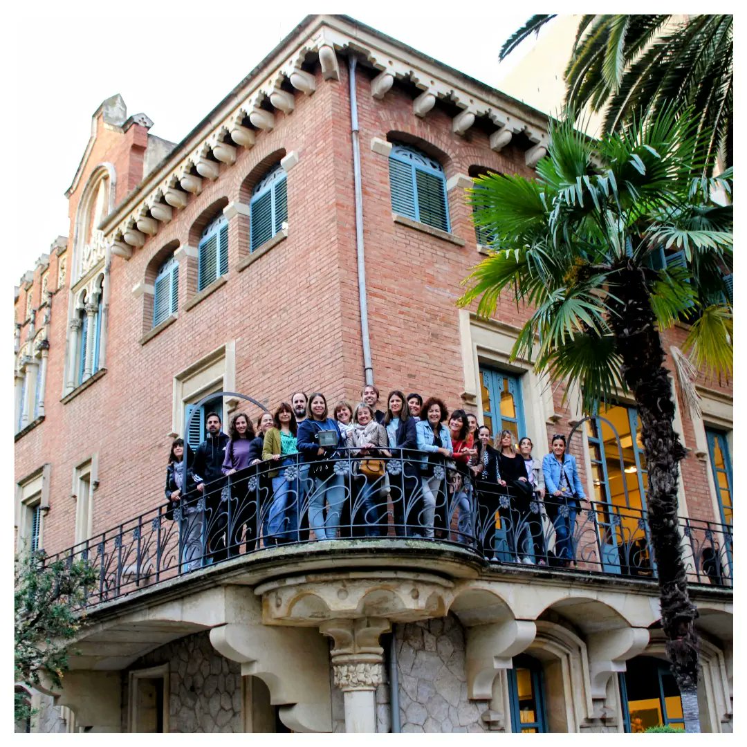 EscPratdelariba's tweet photo. Un nou camí per connectar equipaments culturals amb les escoles, com un espai més de treball del propi centre educatiu.
Gràcies Regidoria d'Educació i @reuscultura per aquesta iniciativa!
#EcosistemaEducatiu
#Vivadiversaipública
#vincles #projectevincles #casarull #XEPR https://t.co/AYo6aMACBy
