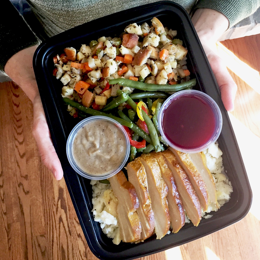 CafeSunflower's tweet photo. Don’t miss this year’s #vegan Thanksgiving Take Home Meal. https://t.co/psXDInEckV https://t.co/OtVnIpyp1q