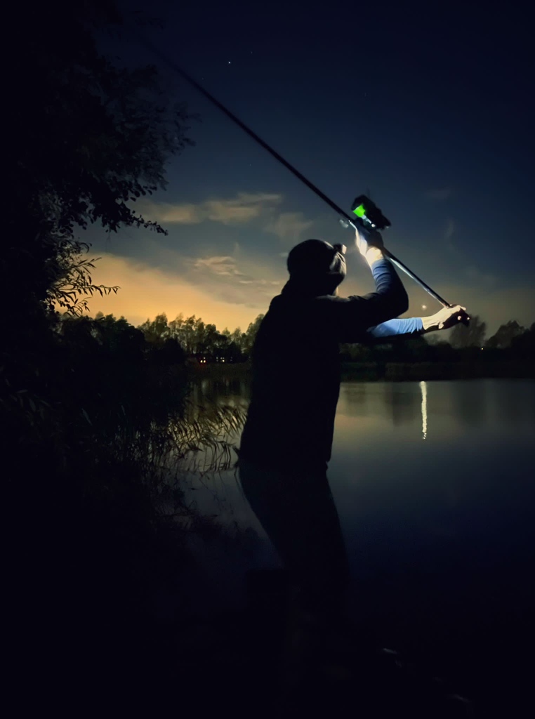 CarpCafe tweet media