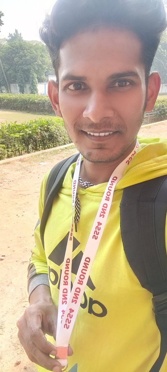 ViralVEER2's tweet photo. #starjalsha #supersingersession4audition #medinipur #viralveer https://t.co/53IQW0HExw