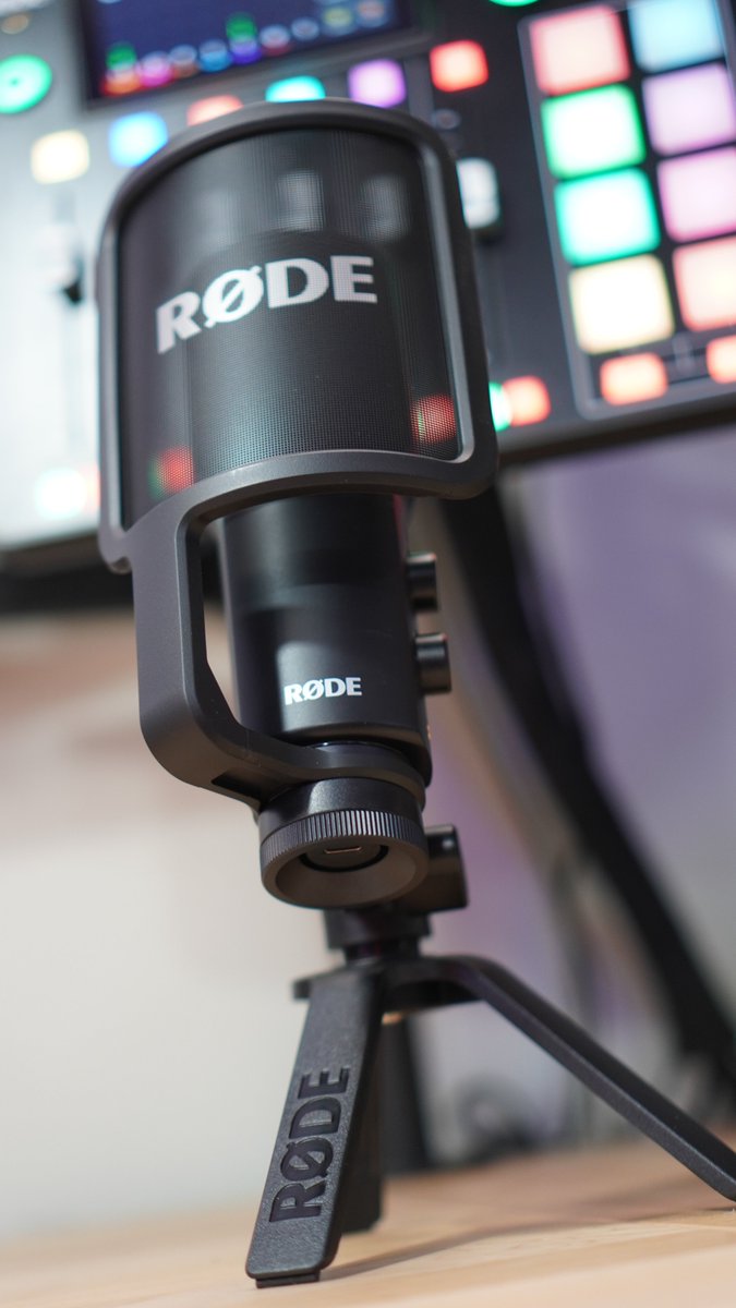 LuriaPetrucci's tweet photo. RรDE @rodemics released the new NT-USB+ mic yesterday and #TeamLSP has it on hand! Some video delays, but coming soon! ๐ What do you want to know about it? https://t.co/y26uS2QWKQ