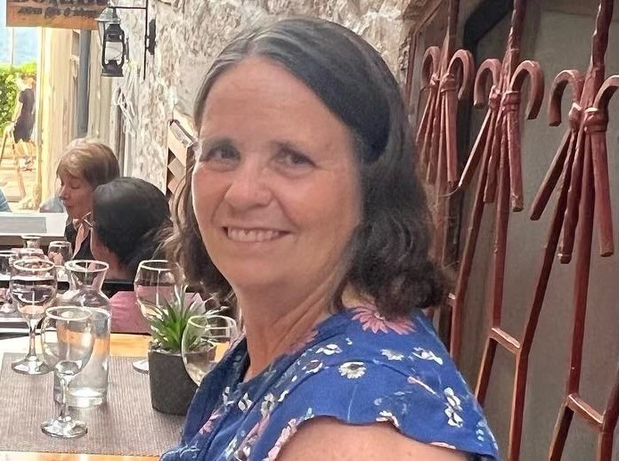 millerbev's tweet photo. Instructional Assistants go about their work with quiet determination and with great care for students. @GreenevilleCity celebrates Ms. Lena Carver today and every day for the way she serves the students in @TOPSGreeneville. https://t.co/bTwVGba1ae