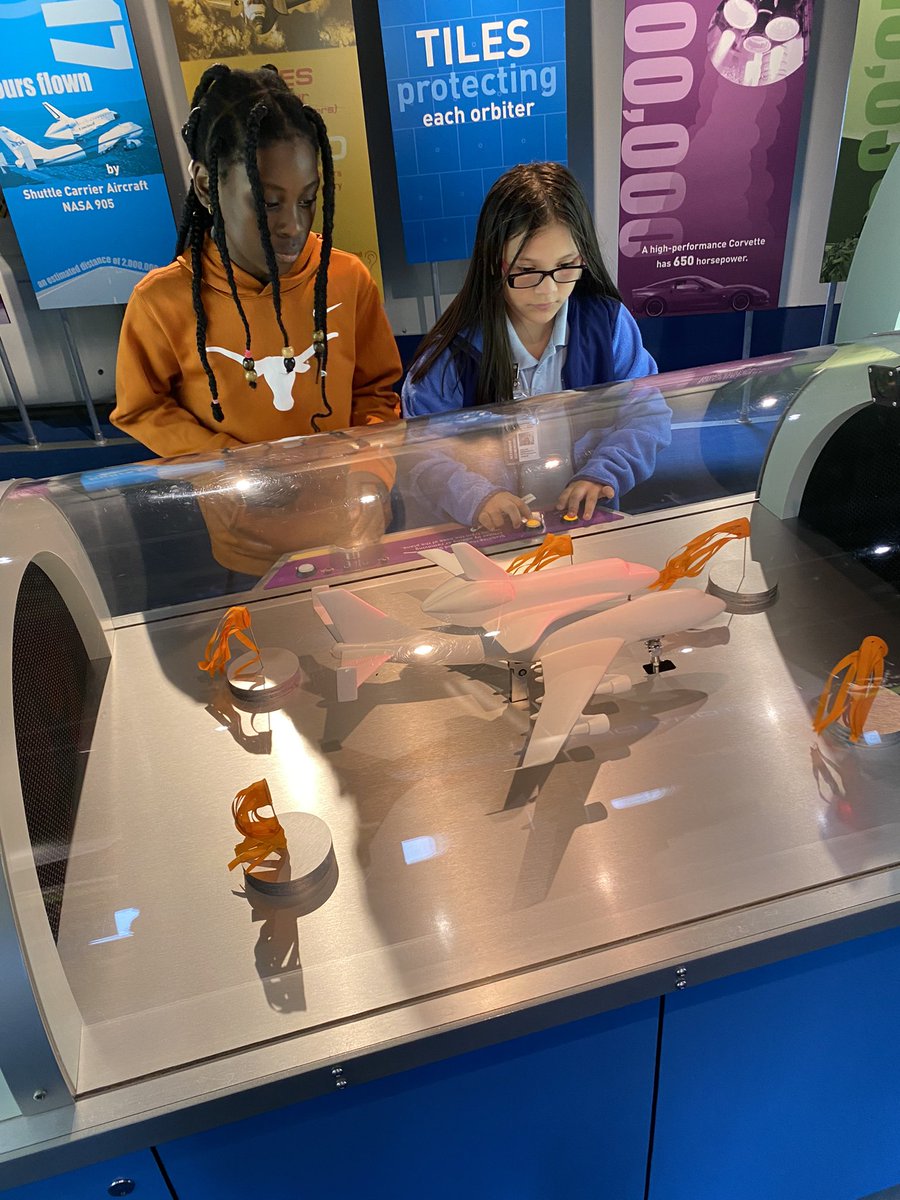 A Martinez tweet media