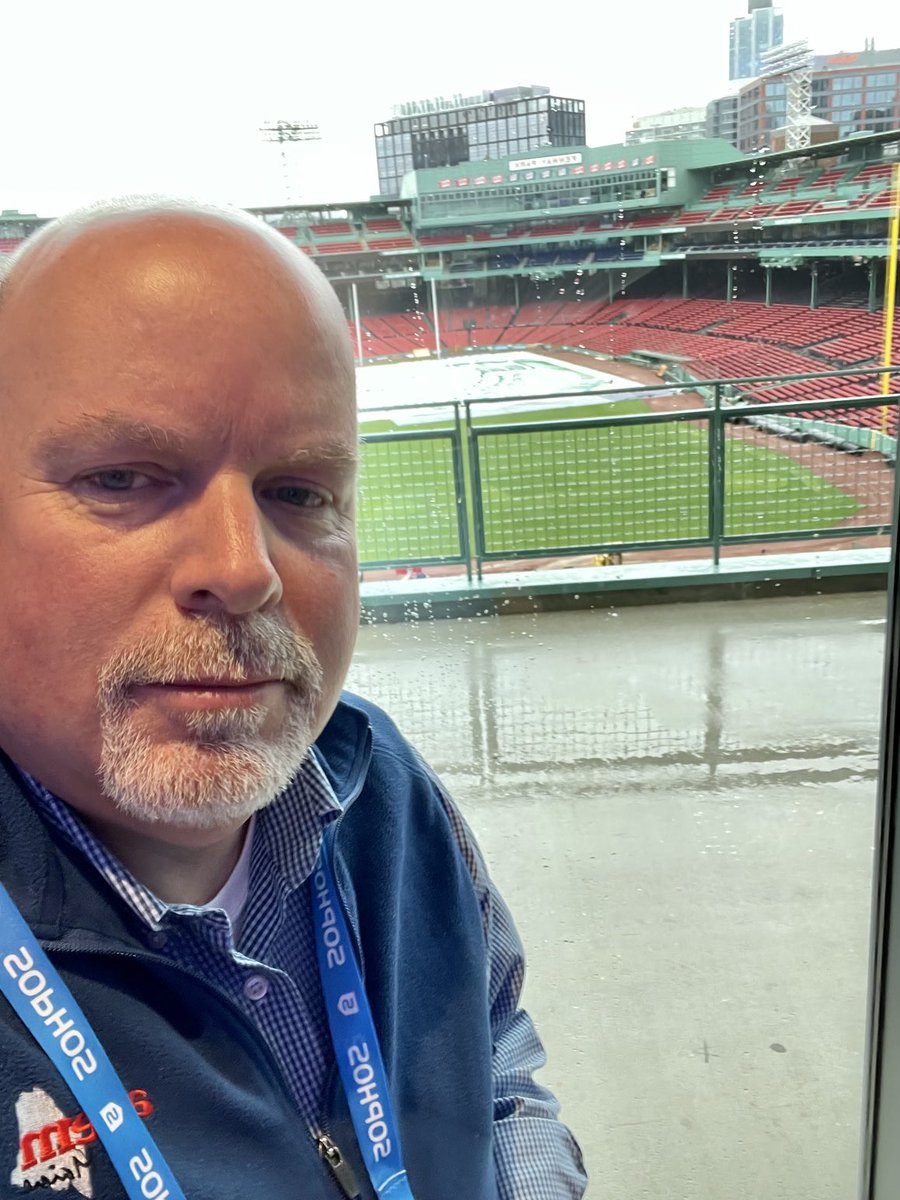 Great day of learning threat hunting with ⁦<a href="/Sophos/">Sophos</a>⁩ at Fenway Park. #sophosmdrstadiumtour
