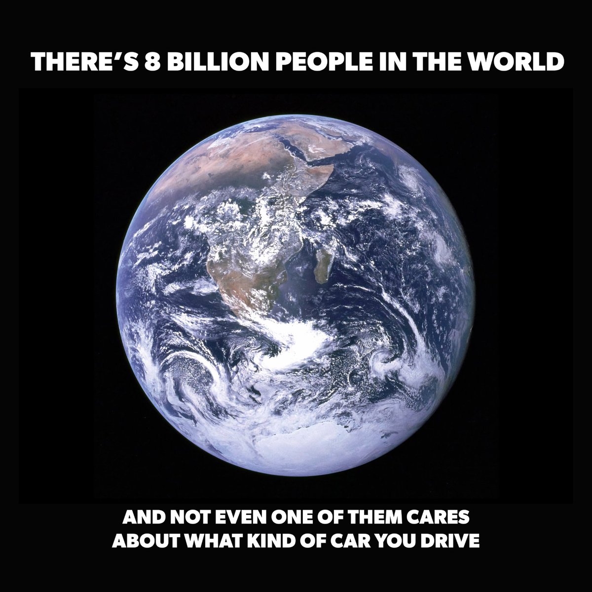 DaveRamsey's tweet photo. The average new car payment in the United States is hovering around $700. If you wisely invested $700 per month from age 25 to age 50, you'd have over A MILLION DOLLARS.

Your largest wealth-building tool is your income — I want you to EARN interest with it, not pay it. https://t.co/HtzZWfZzGP
