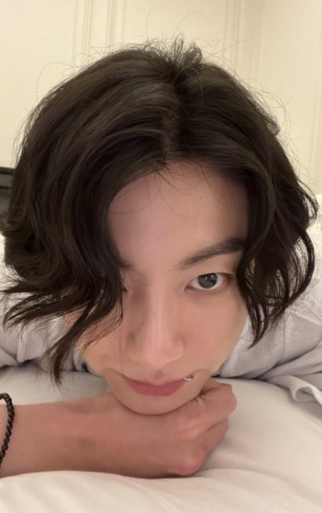 btaigooo's tweet photo. 🐰📸 | Jungkook Instagram

🖇️ https://t.co/C2v4ZyxblB

#JUNGKOOK @BTS_twt https://t.co/UZdXPz2DmF